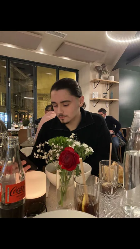 Leo, babysitter à Venelles