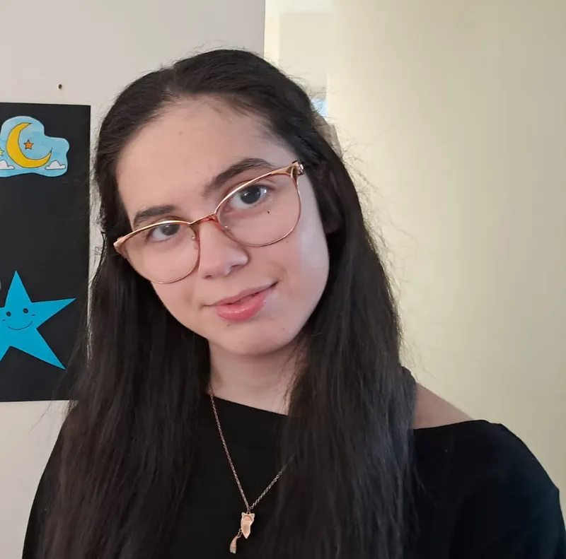 Chemsy, babysitter à Annecy